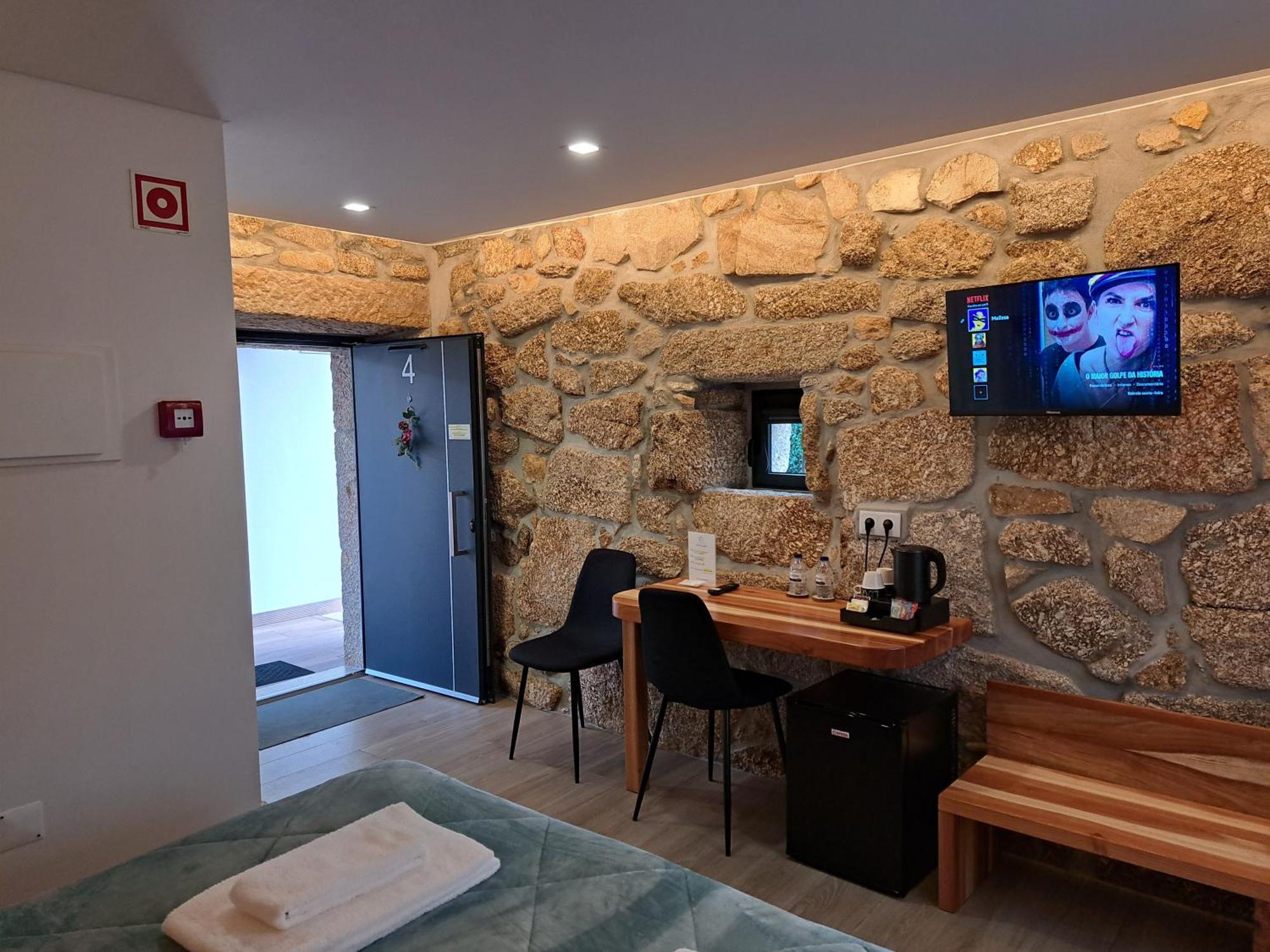 Agrafonte Guest House Pacos de Ferreira Exterior photo